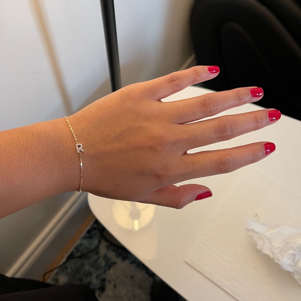 Gold 14K R Bracelet from Mejuri